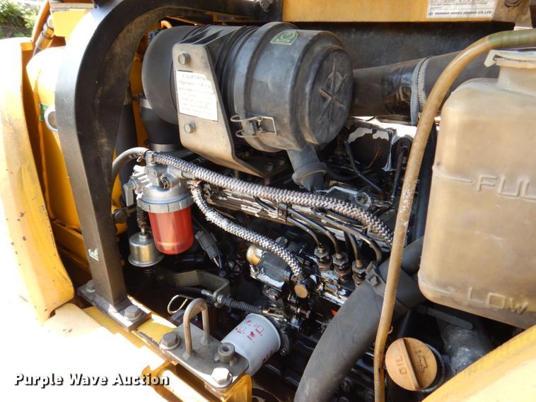 image for item DM7351 2000 Komatsu PC45R-8  mini excavator