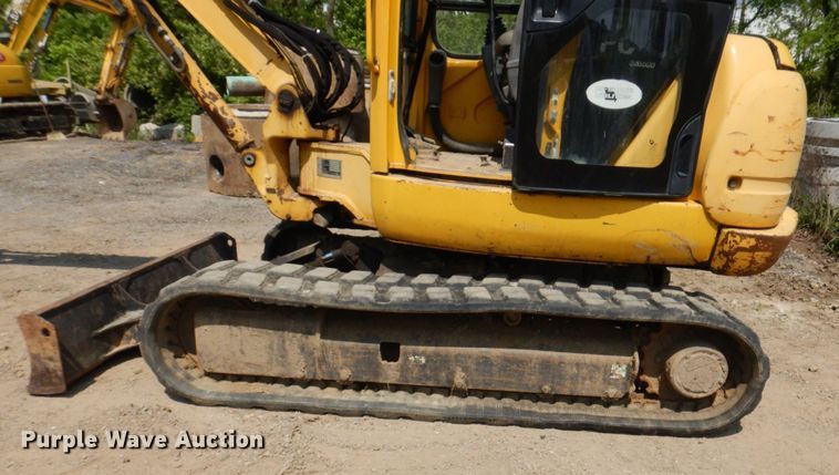 image for item DM7351 2000 Komatsu PC45R-8  mini excavator