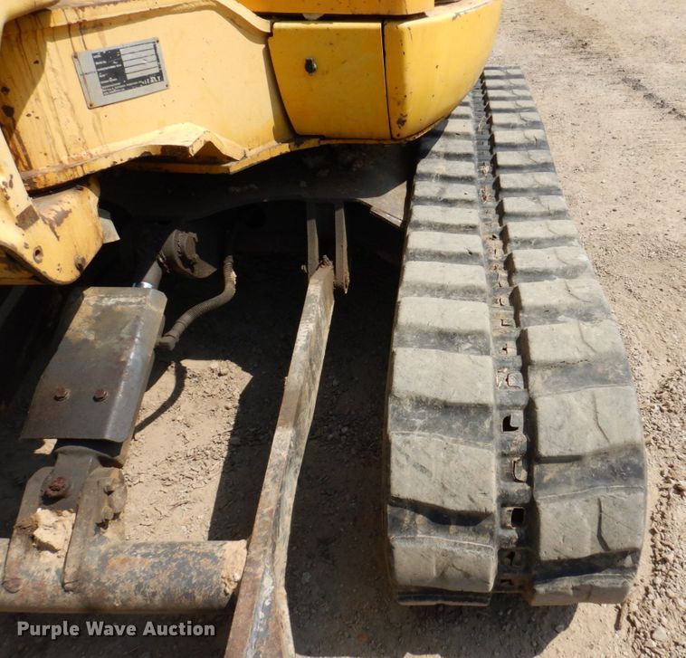 image for item DM7351 2000 Komatsu PC45R-8  mini excavator