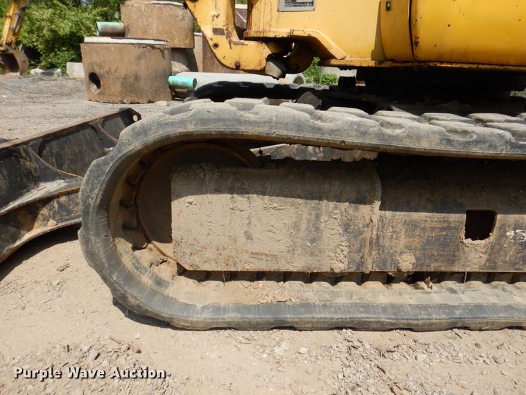 image for item DM7351 2000 Komatsu PC45R-8  mini excavator