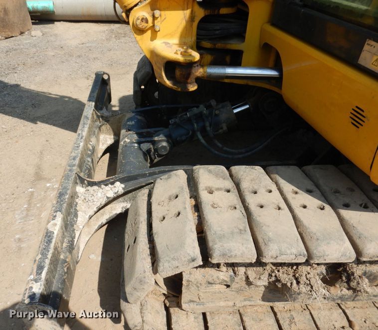 image for item DM7352 2016 Komatsu PC80MR-3  mini excavator