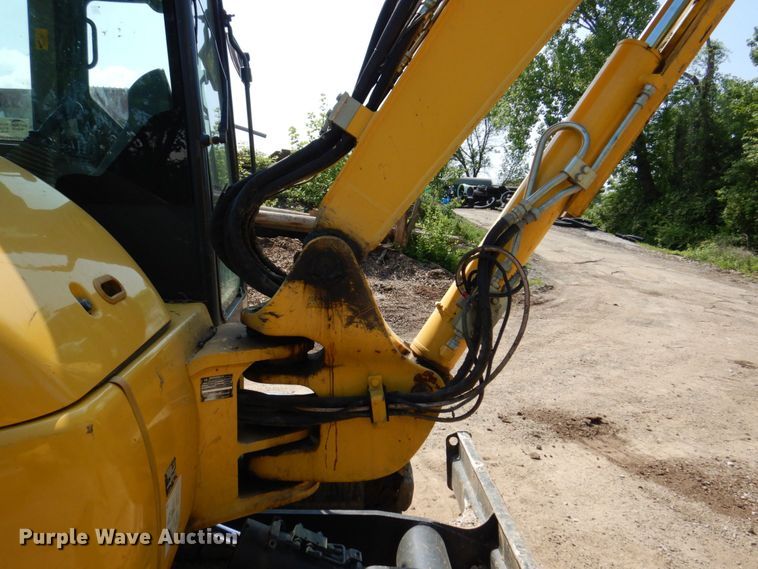 image for item DM7352 2016 Komatsu PC80MR-3  mini excavator