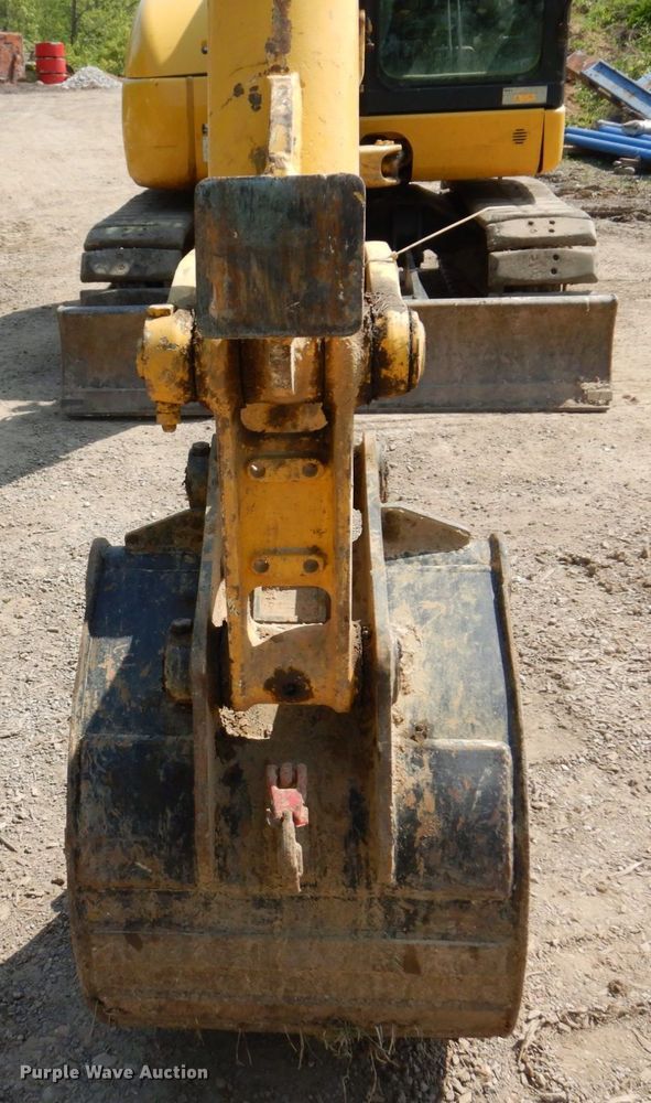 image for item DM7352 2016 Komatsu PC80MR-3  mini excavator