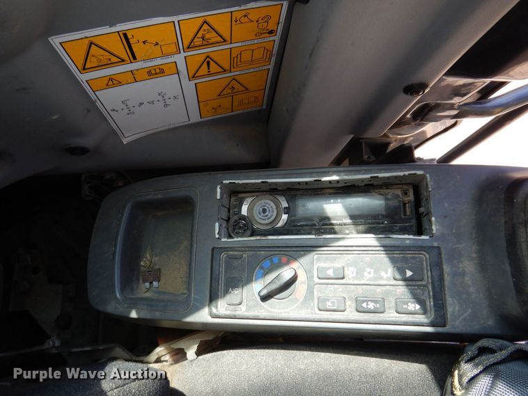 image for item DM7352 2016 Komatsu PC80MR-3  mini excavator