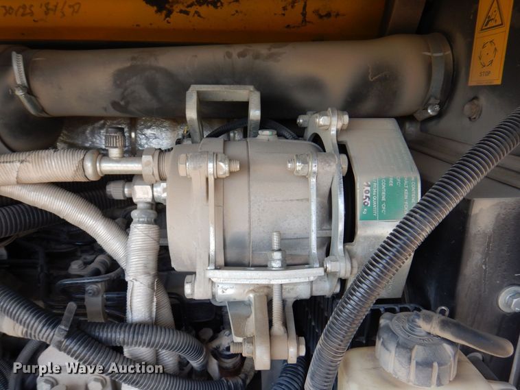 image for item DM7352 2016 Komatsu PC80MR-3  mini excavator