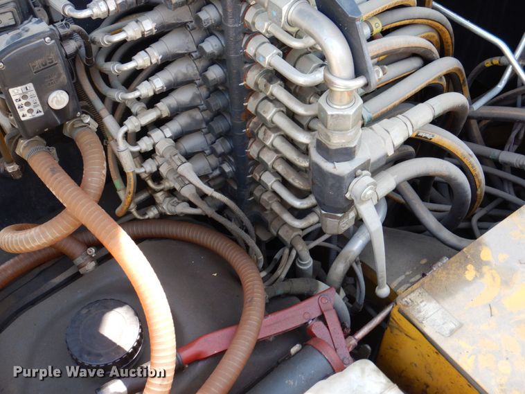 image for item DM7352 2016 Komatsu PC80MR-3  mini excavator