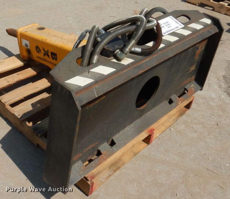 image for item DM7353 BTI BX6  skid steer breaker