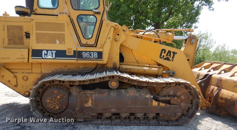 image for item DM7355 1997 Caterpillar 963B  track loader