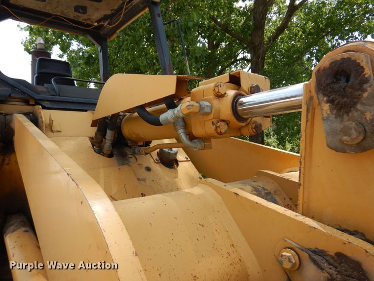 image for item DM7356 1998 Caterpillar 953C  track loader