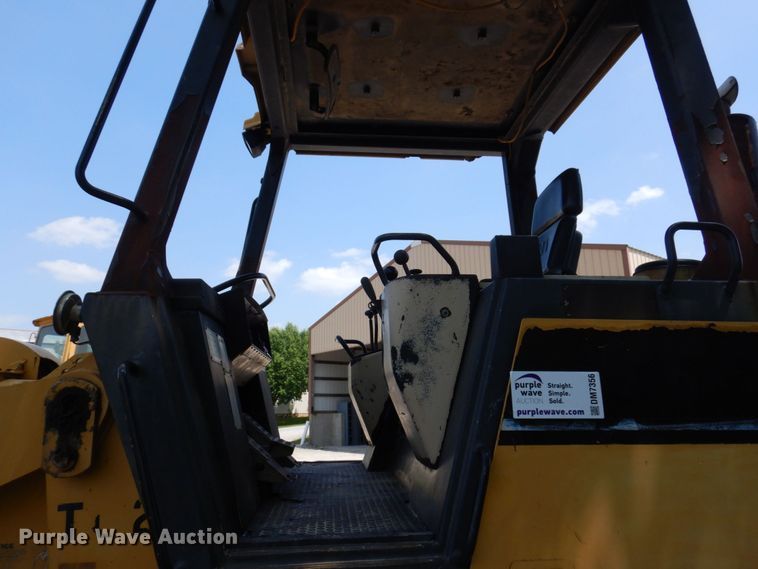 image for item DM7356 1998 Caterpillar 953C  track loader