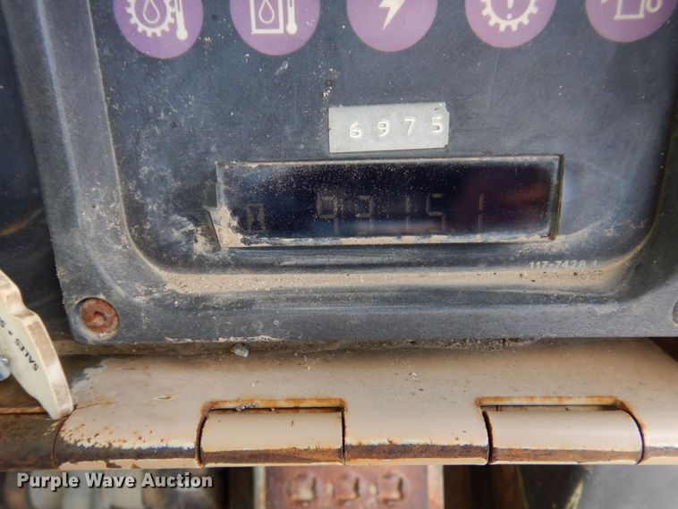 image for item DM7356 1998 Caterpillar 953C  track loader