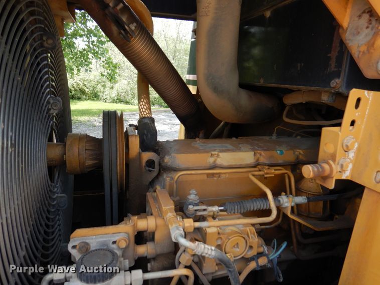 image for item DM7356 1998 Caterpillar 953C  track loader