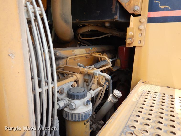 image for item DM7356 1998 Caterpillar 953C  track loader