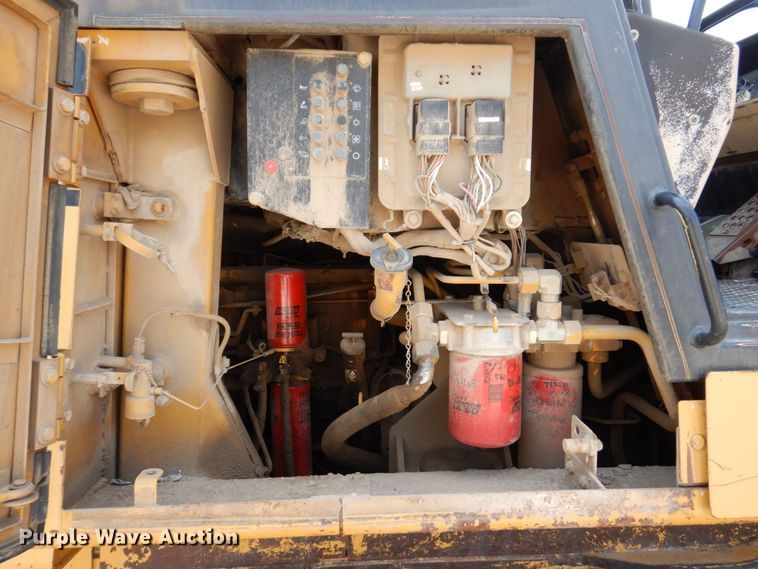 image for item DM7356 1998 Caterpillar 953C  track loader