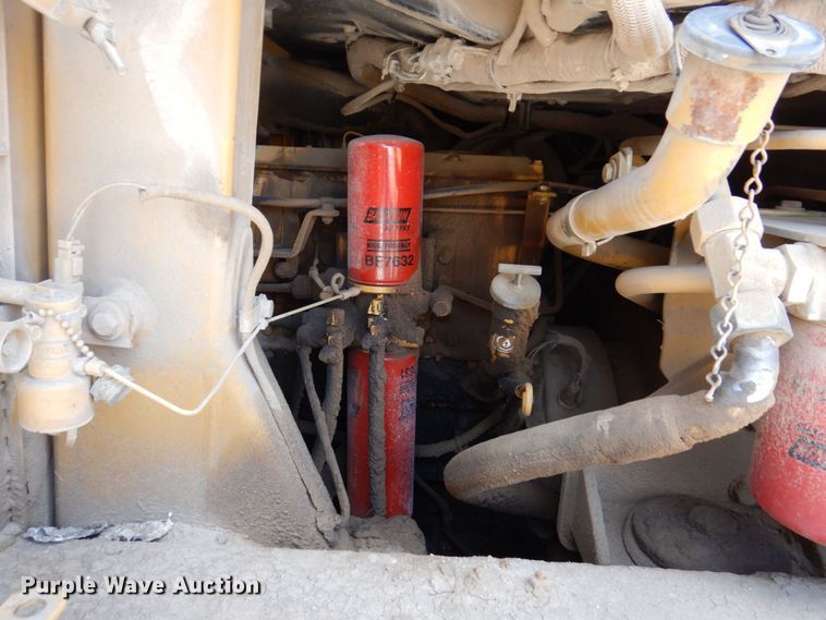 image for item DM7356 1998 Caterpillar 953C  track loader