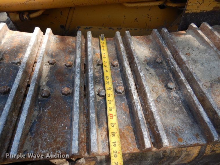 image for item DM7356 1998 Caterpillar 953C  track loader