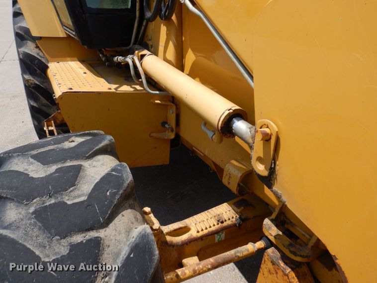 image for item DM7361 2004 Caterpillar 430D  backhoe