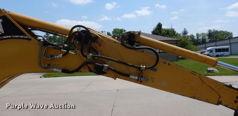 image for item DM7361 2004 Caterpillar 430D  backhoe