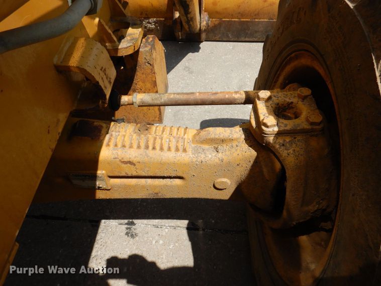 image for item DM7361 2004 Caterpillar 430D  backhoe