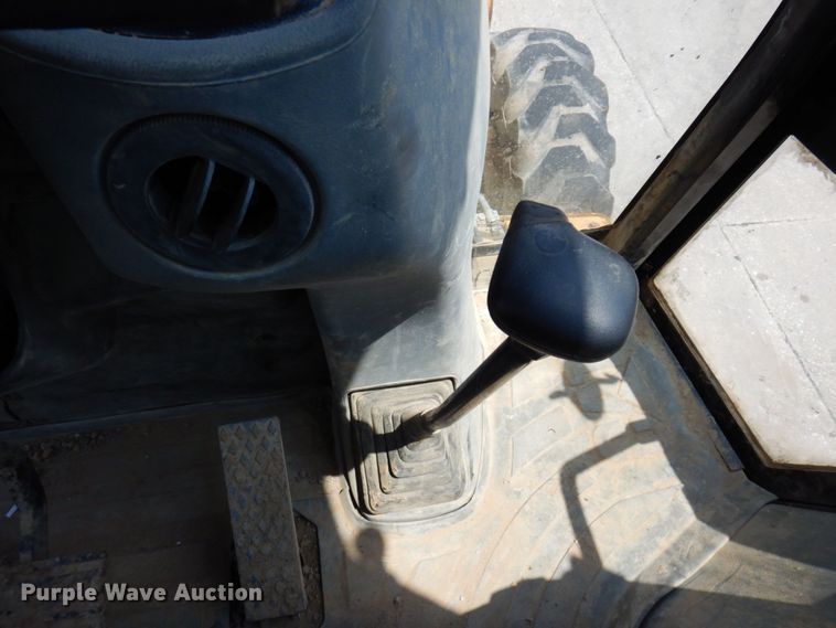 image for item DM7361 2004 Caterpillar 430D  backhoe