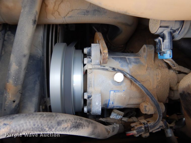 image for item DM7361 2004 Caterpillar 430D  backhoe