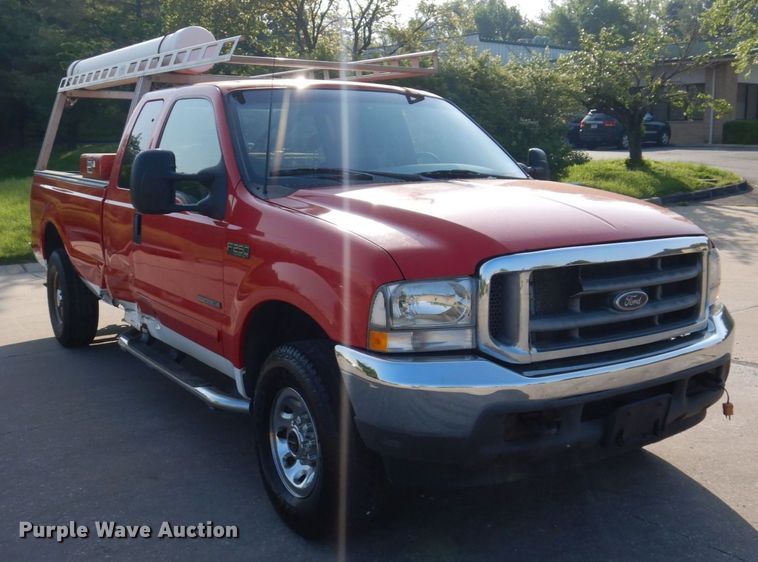 image for item DM7362 2002 Ford F250 Super Duty XLT  SuperCab pickup truck