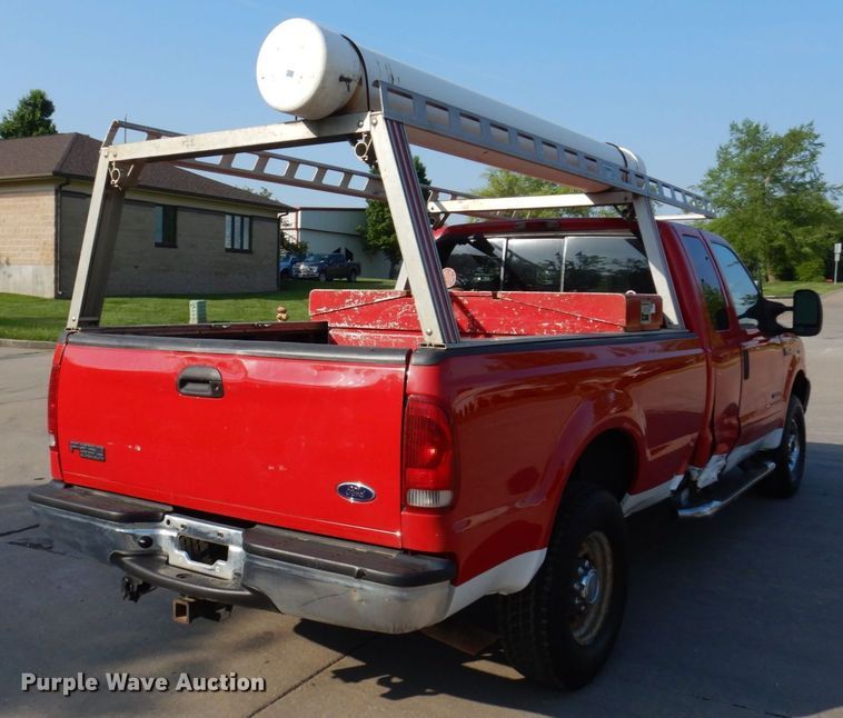 image for item DM7362 2002 Ford F250 Super Duty XLT  SuperCab pickup truck