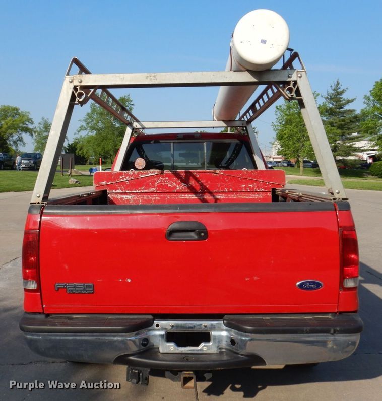 image for item DM7362 2002 Ford F250 Super Duty XLT  SuperCab pickup truck