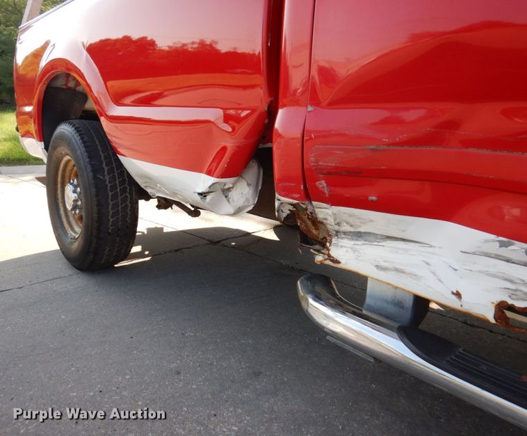 image for item DM7362 2002 Ford F250 Super Duty XLT  SuperCab pickup truck