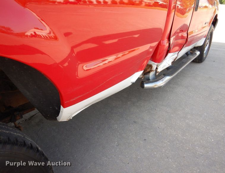 image for item DM7362 2002 Ford F250 Super Duty XLT  SuperCab pickup truck