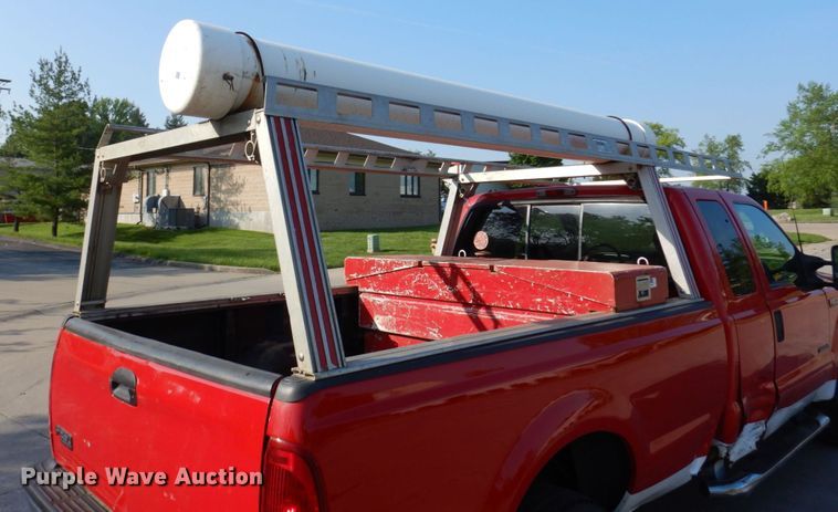 image for item DM7362 2002 Ford F250 Super Duty XLT  SuperCab pickup truck