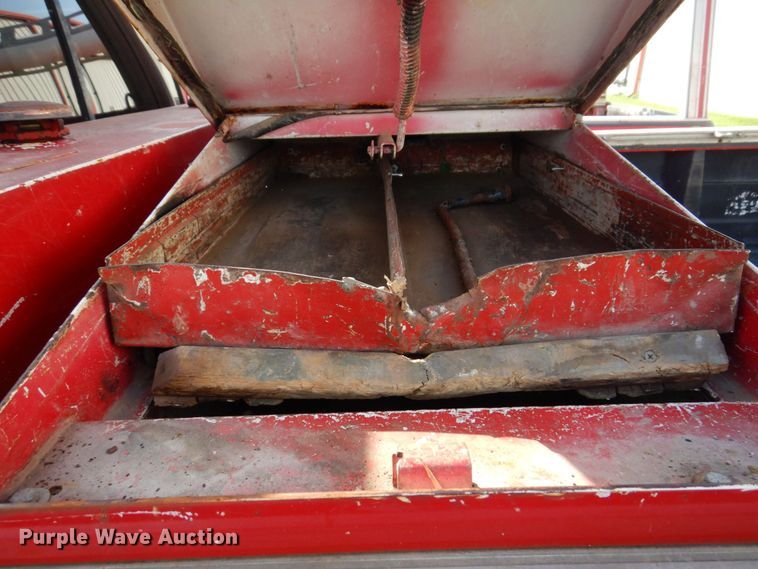 image for item DM7362 2002 Ford F250 Super Duty XLT  SuperCab pickup truck