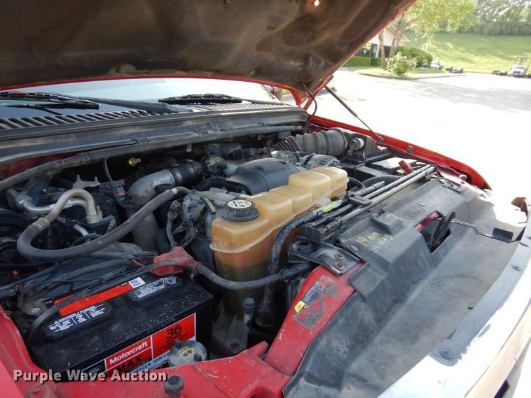 image for item DM7362 2002 Ford F250 Super Duty XLT  SuperCab pickup truck