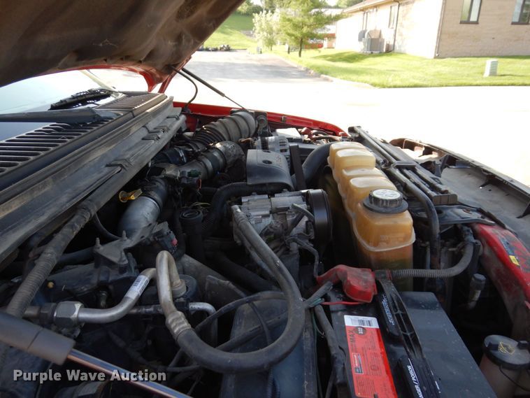 image for item DM7362 2002 Ford F250 Super Duty XLT  SuperCab pickup truck