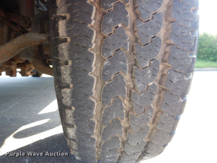 image for item DM7362 2002 Ford F250 Super Duty XLT  SuperCab pickup truck