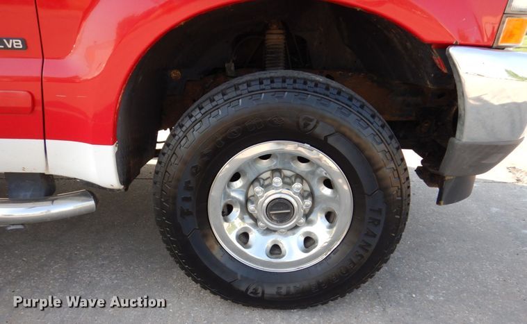 image for item DM7362 2002 Ford F250 Super Duty XLT  SuperCab pickup truck