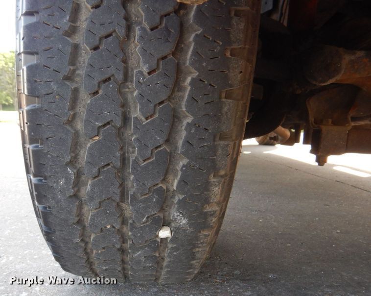 image for item DM7362 2002 Ford F250 Super Duty XLT  SuperCab pickup truck