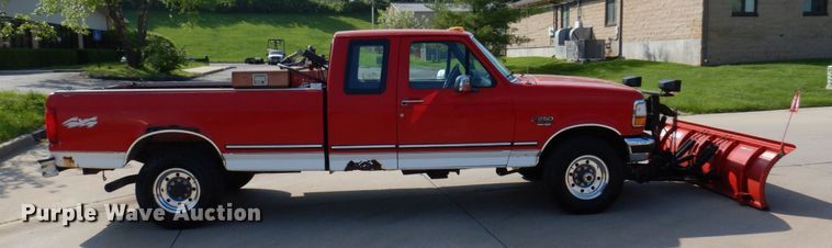 image for item DM7364 1997 Ford F250 XLT  SuperCab pickup truck