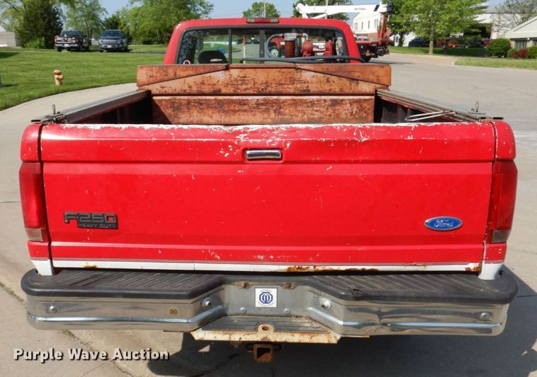 image for item DM7364 1997 Ford F250 XLT  SuperCab pickup truck