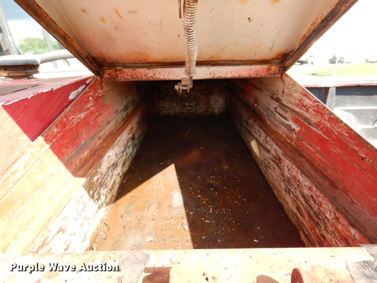 image for item DM7364 1997 Ford F250 XLT  SuperCab pickup truck