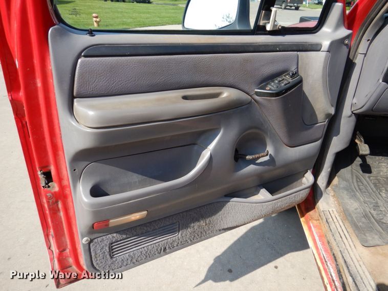 image for item DM7364 1997 Ford F250 XLT  SuperCab pickup truck