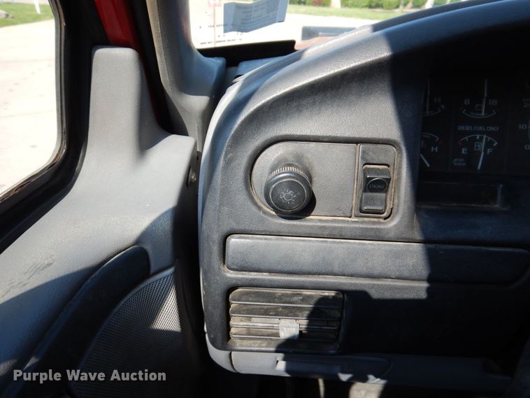 image for item DM7364 1997 Ford F250 XLT  SuperCab pickup truck