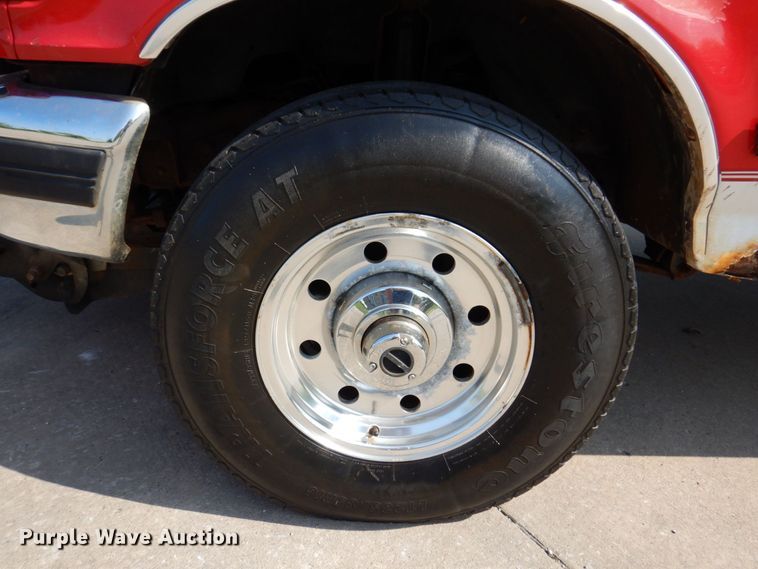 image for item DM7364 1997 Ford F250 XLT  SuperCab pickup truck