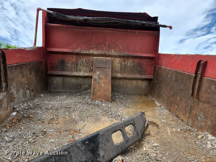 image for item DM7365 1993 Mack CS300P  dump truck