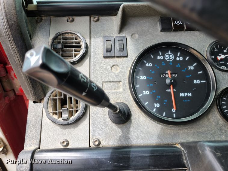 image for item DM7365 1993 Mack CS300P  dump truck