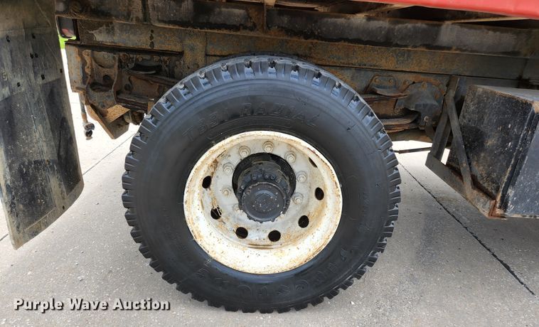 image for item DM7365 1993 Mack CS300P  dump truck