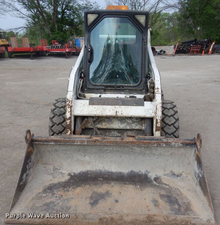 image for item DM7369 2012 Bobcat S175  skid steer loader