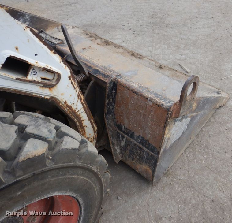 image for item DM7369 2012 Bobcat S175  skid steer loader