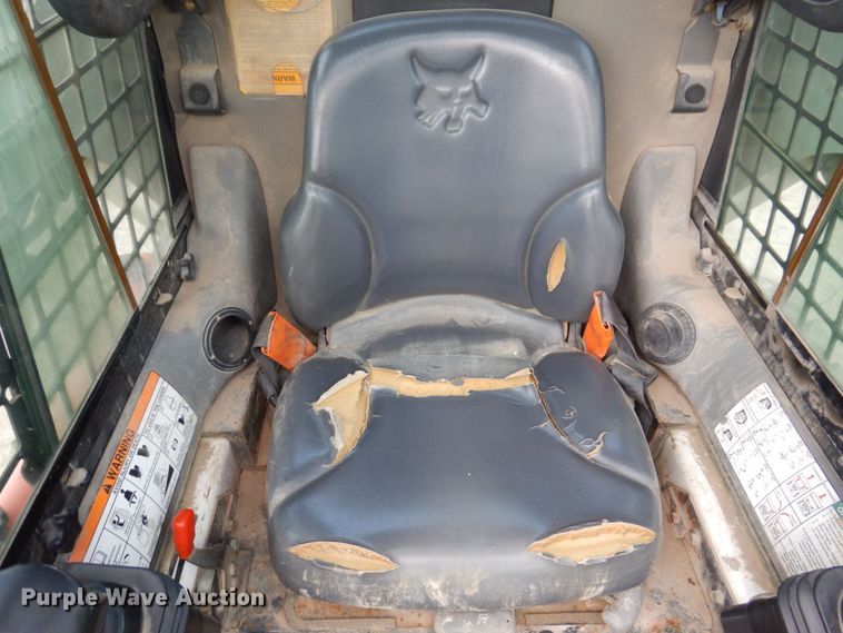 image for item DM7369 2012 Bobcat S175  skid steer loader