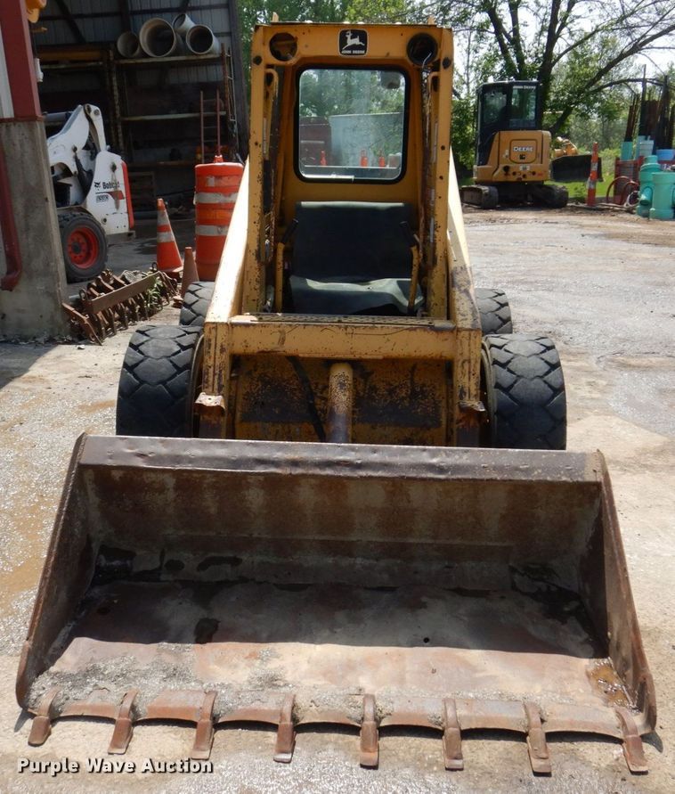 image for item DM7370 John Deere 675B  skid steer loader
